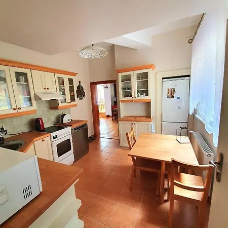 Tatil Evi Burzynin *